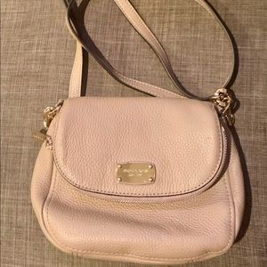 Michael Kors Crossbody. Only used a couple of times.